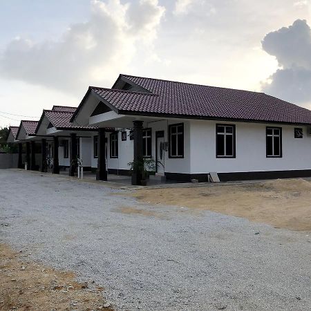 Twin Homestay D Kuala Terengganu Esterno foto