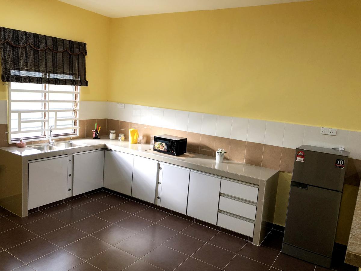 Twin Homestay D Kuala Terengganu Esterno foto